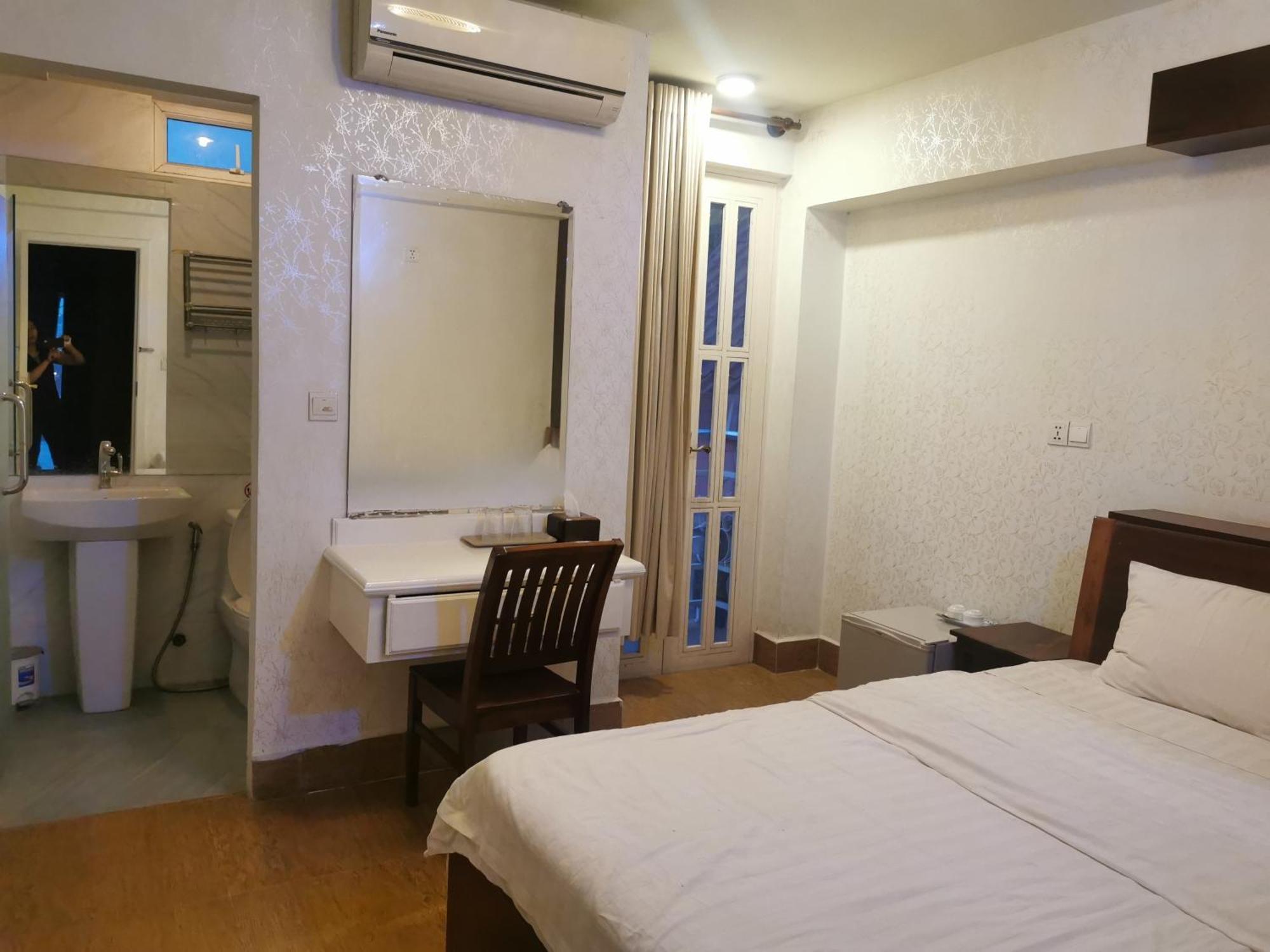 Sovanphum Riverside Phnom Penh Room photo