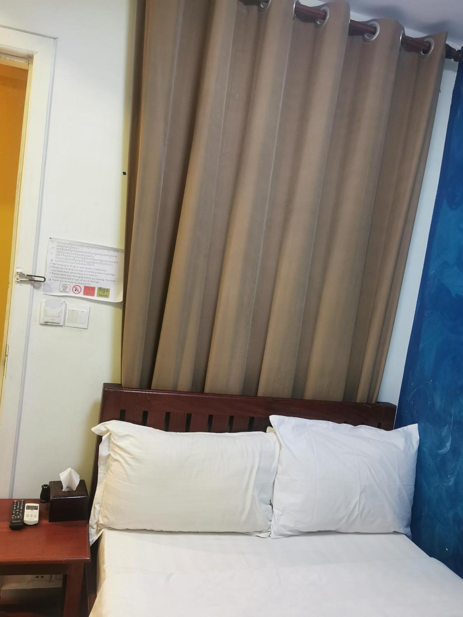 Sovanphum Riverside Phnom Penh Room photo