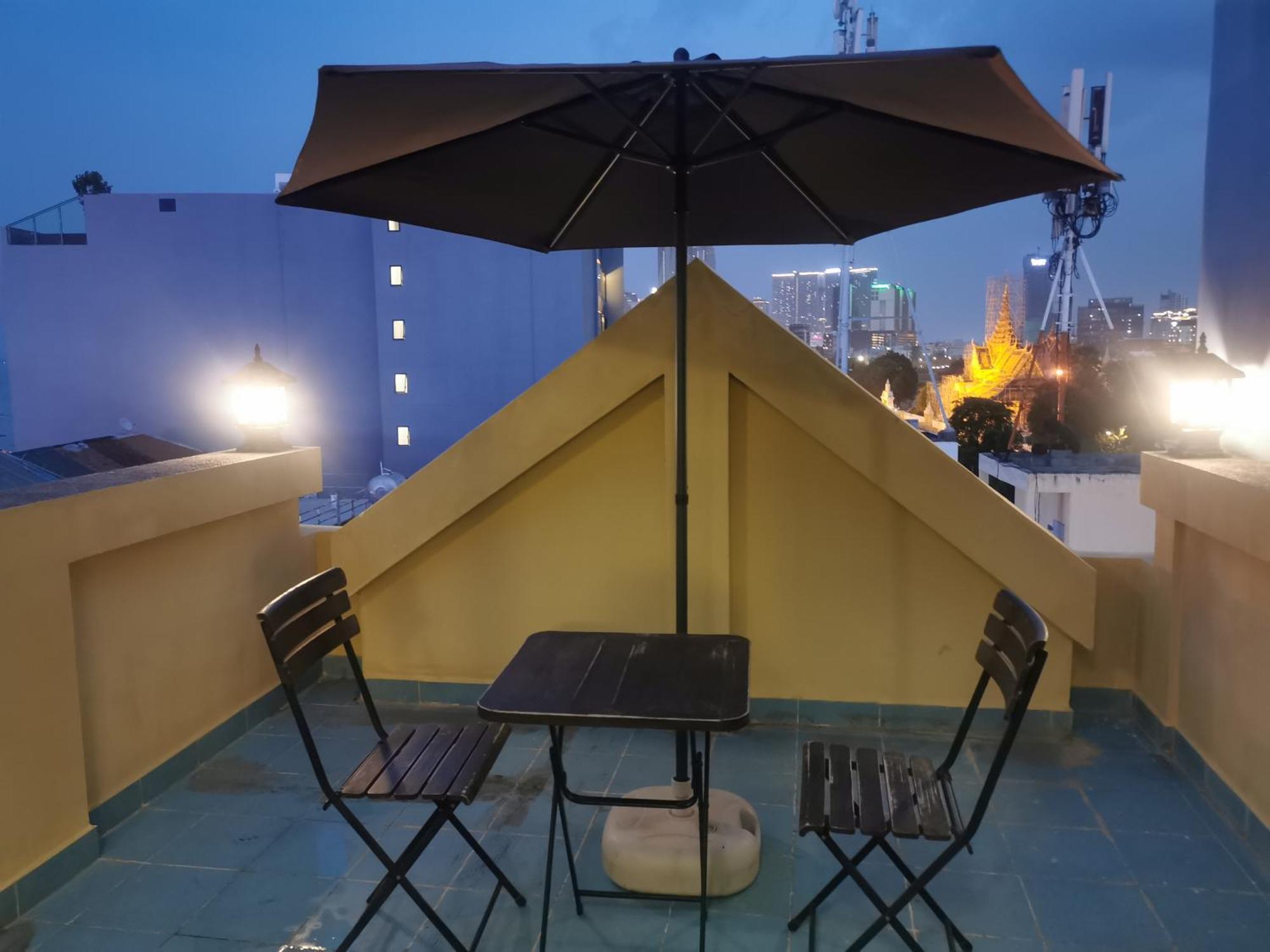 Sovanphum Riverside Phnom Penh Room photo