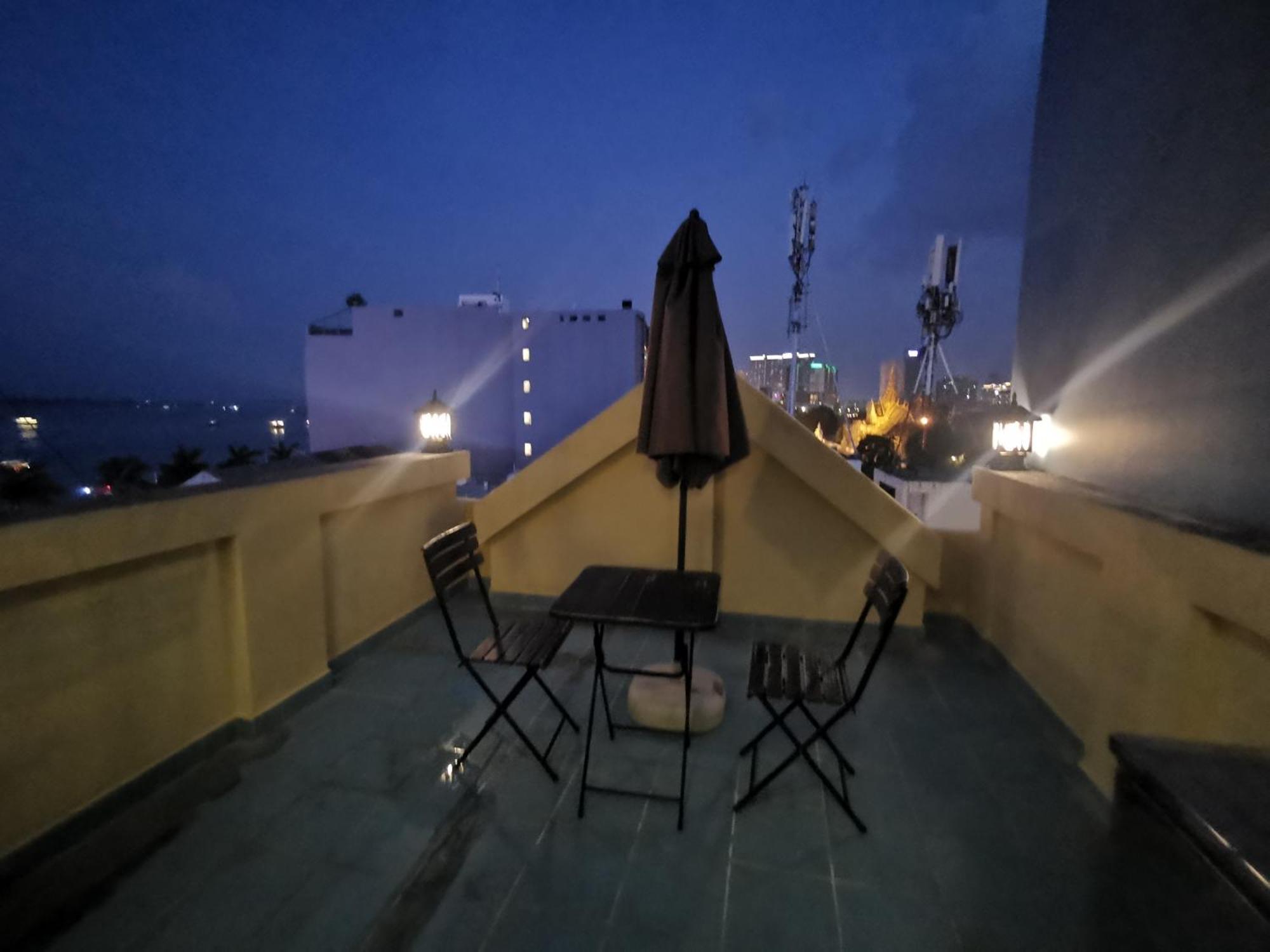 Sovanphum Riverside Phnom Penh Room photo